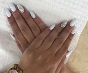 Classique Nails & Beauty