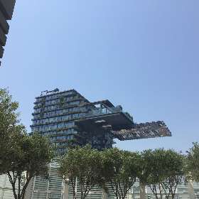 Building at UTS broadway and not a bad backdrop to work against on a sunny Sydney day