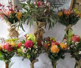 Flowers and Sweet Hampers