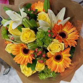 Flowers and Sweet Hampers