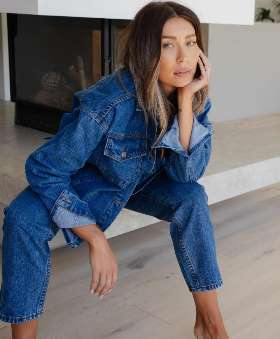 Australia Apparel Store