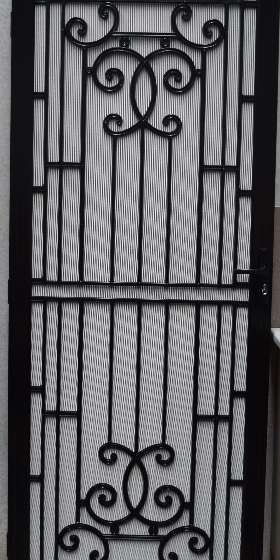 Platinum Screens