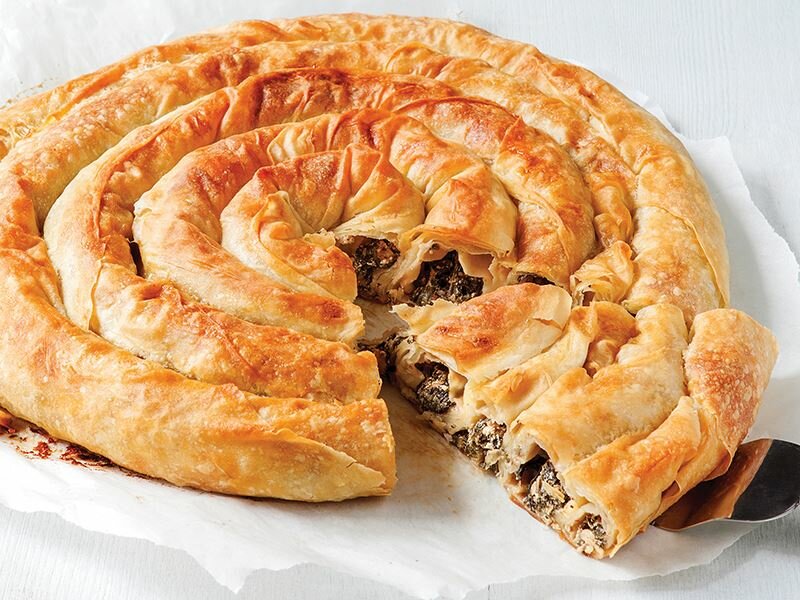Get to know Kol Börek: A turkish scrumptious pastry