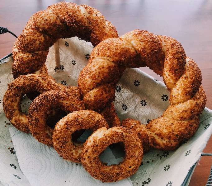 All you need to know about 'Simit' The Turkish Bagel