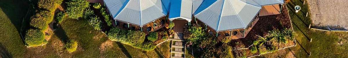 Amanda's on the Edge Banner