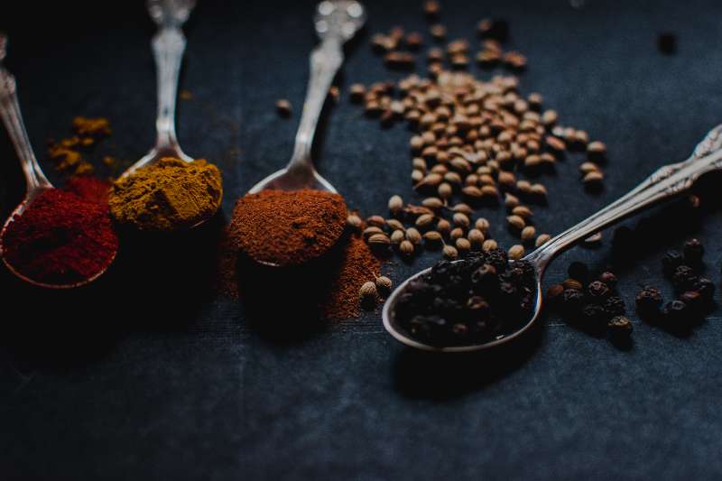 Difference Between Curry Powder VS Garam Masala