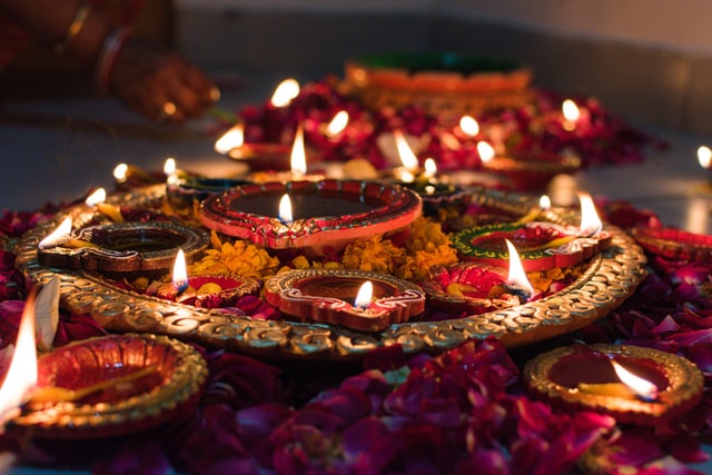 What Is Diwali and What Food Usually Eaten During the Festival