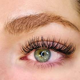 Chiko Lash - Eyelash Extensions ​Ipswich