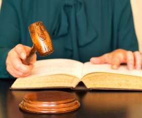 Best litigation lawyer near me Sydney CBD - JCL Legal