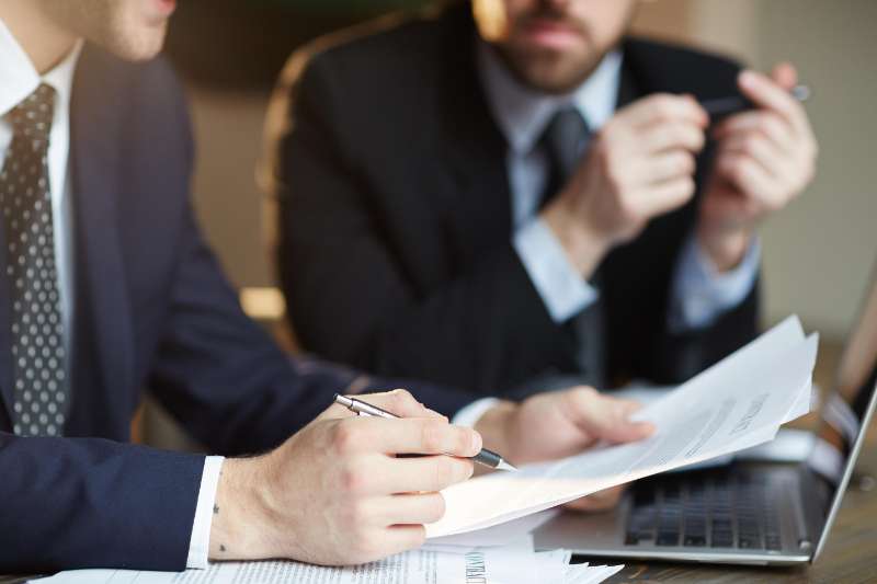 Choosing The Best Family and Divorce Lawyer Tips