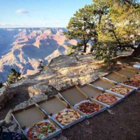 Professional Grand Canyon bus and coach tour - Sweetours
