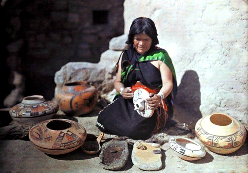 Nampeyo: The Hopi Potter
