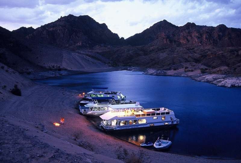 7 Reasons to Visit Lake Mead, Nevada