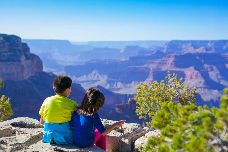 How to Take Your Kids to the Grand Canyon: Tips on Safety and Fun