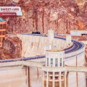 Las Vegas awaits this summer! Enjoy Las Vegas & Grand Canyon tours with Sweetours!