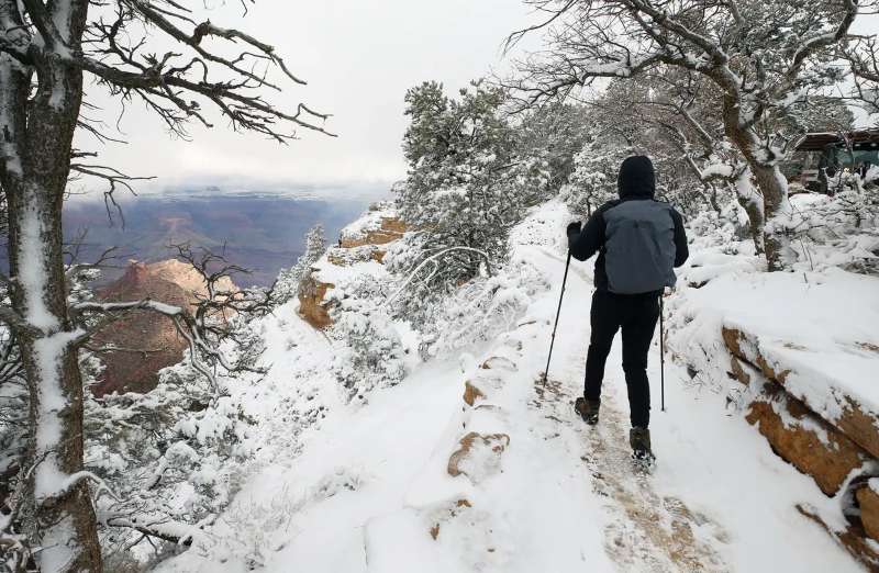 The Grand Canyon is much less crowded in January!