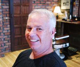 Professional Barber in Cogee NSW Australia House of Handsome