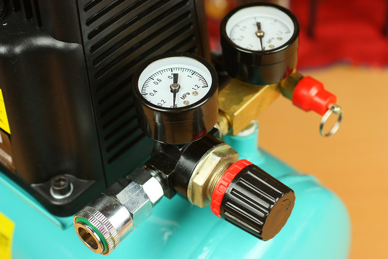 11 Tips for Air Compressor Maintenance