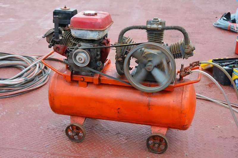 Difference between a Pump and a Compressor