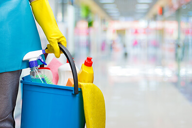 DOMESTIC/COMMERCIAL CLEANING