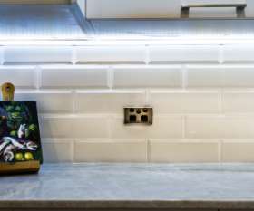 Kitchen LED strip lighting