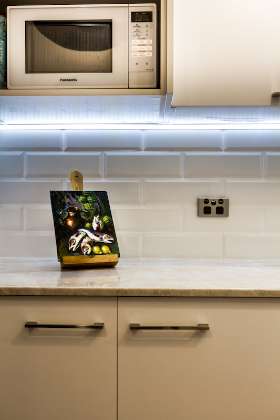 LED under cabinet strip lighting installation