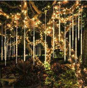 Christmas Light - Allyn white Electrical