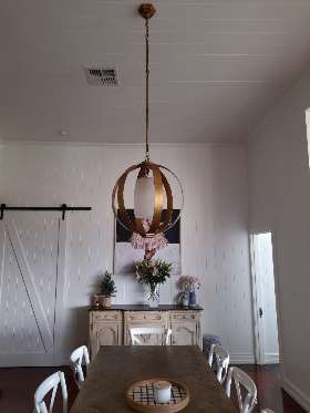 Pendant light installation by Allyn Wgite - Allyn White Electrical