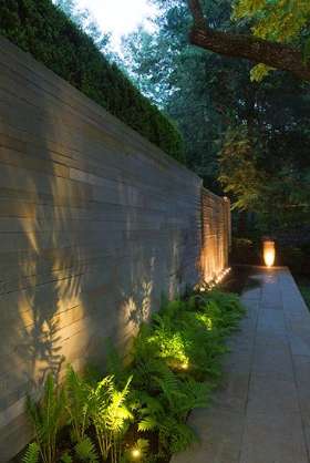 The Must-Haves For Perfect Outdoor Lighting This Christmas - Allyn White Electrical Brisbane 2