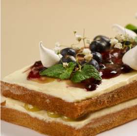 Igor's Kue Oleh-oleh Blueberry Lemon