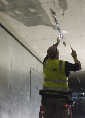 Elec Comm Services