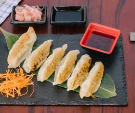 Takeaway Sushi Restaurant in Strathpine