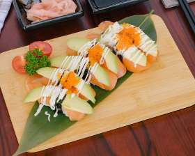 Fresh Salmon Avo Nigiri