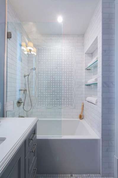 Small Bathtub for Your Small Bathroom