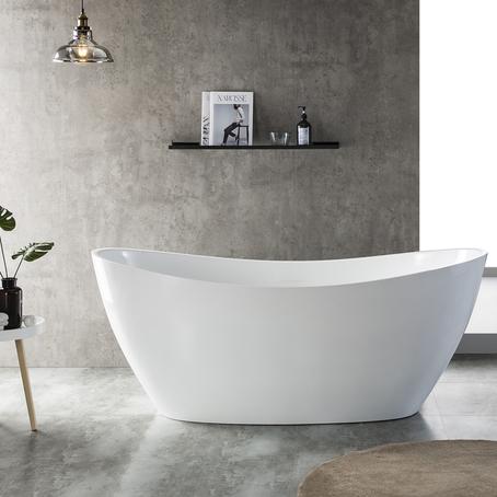 Romance in the Bath? Freestanding Vs. Built-In Bathtubs