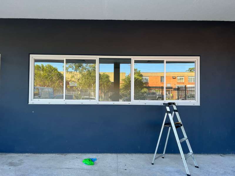 Uncovering the Advantages: The Importance of Residential and Commercial Window Cleaning