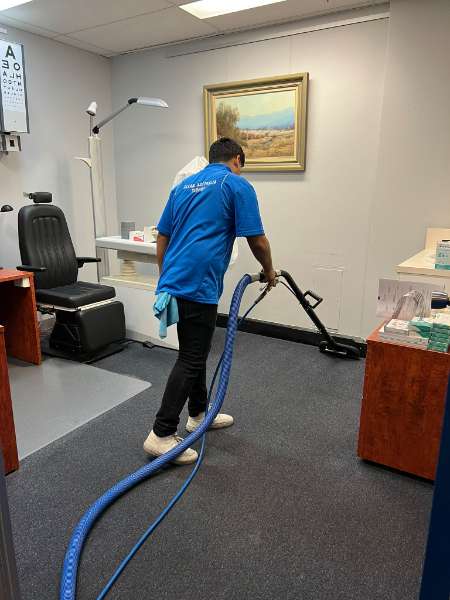 Medical clinic cleaning