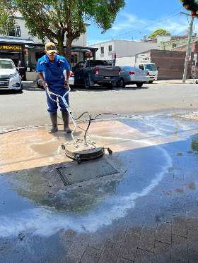 Maximising Cleanliness and Efficiency with High-Pressure Washing