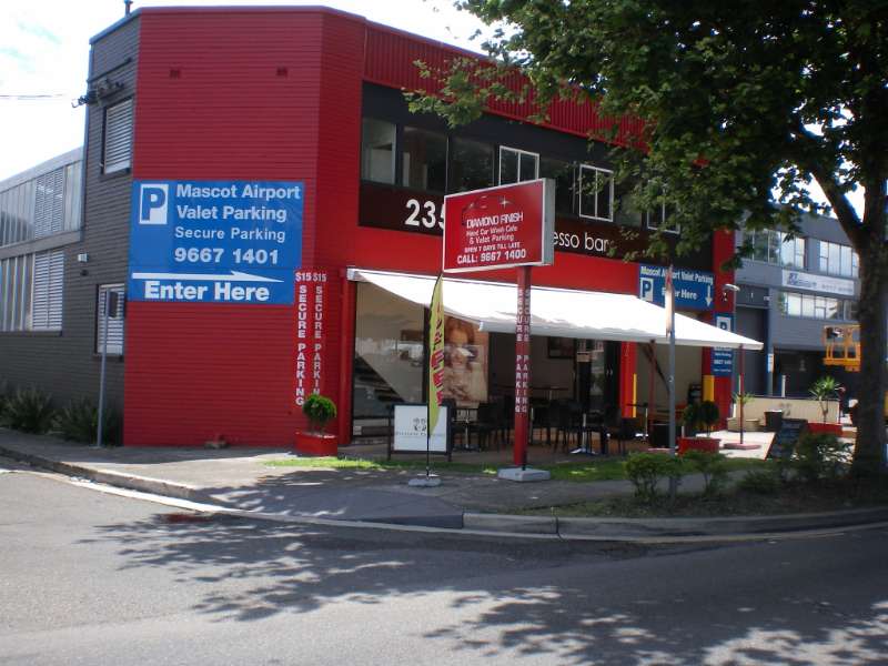 The Ultimate Guide to Airport Valet Parking: Why It's the Best Option for Travellers