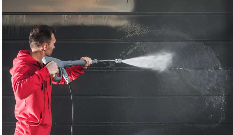 When Should I Pressure Wash? A Year-Round Guide for Brisbane Homes and Businesses