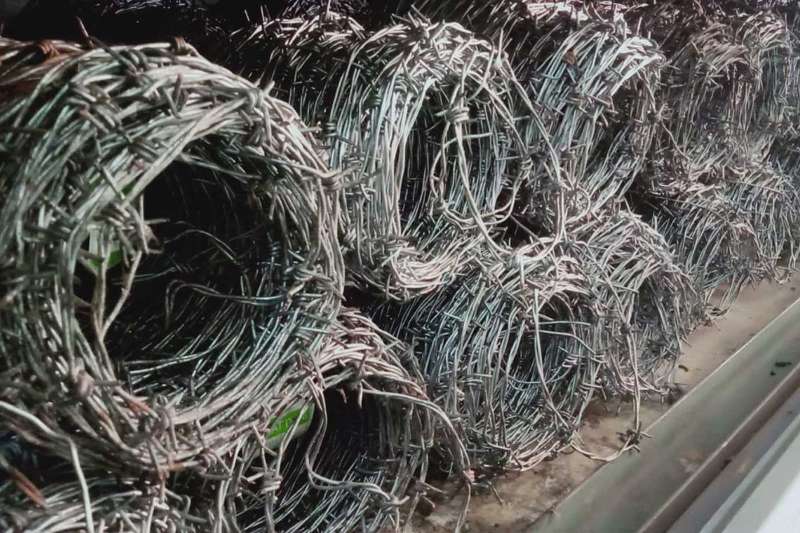 Distributor Kawat Duri – Forza Nusantara Steel