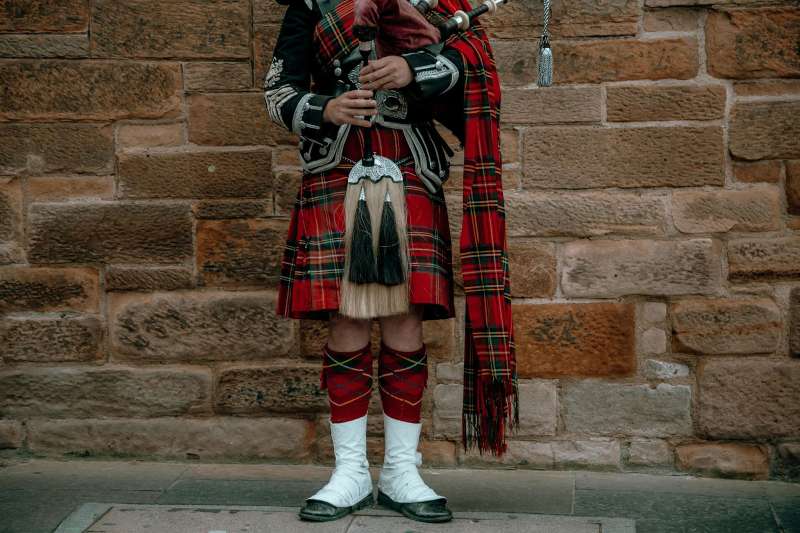 Experiencing Gaelic Culture in Scotland Experiencing Gaelic Culture in Scotland