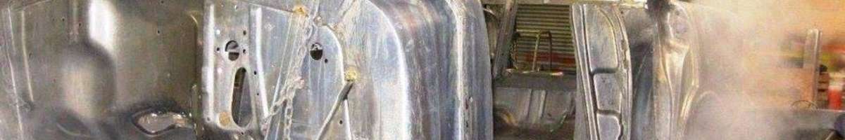 Strip Me Bare All Paint Stripping & De-Rusting Banner