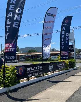 Excellent Real Estate Agent - Realty One Real Estate