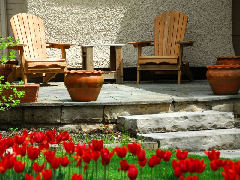 Menata Kursi Teras Minimalis untuk Mempercantik Tampilan Rumah Anda