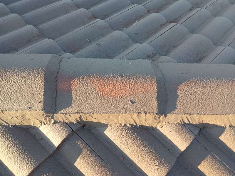 What to Look Out for When Hiring Roofing Contractors