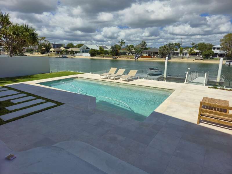 Pool tiler Gold Coast