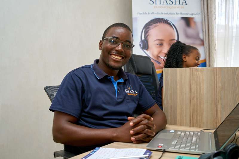 Outsourcing Legal Processing Staff: How it Benefits Law Firms and Corporations