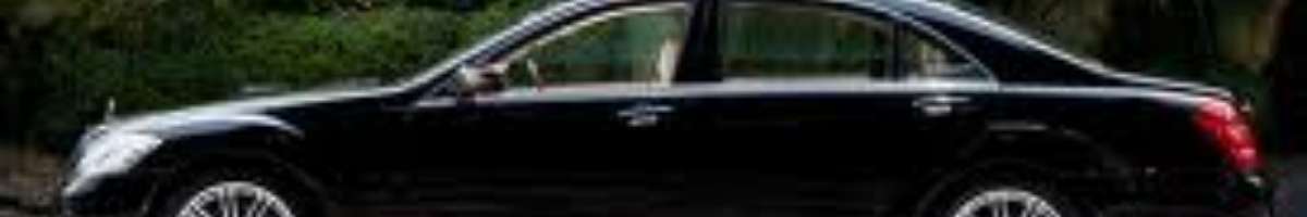 Hills Corporate Cars | 0459 649 717 Banner