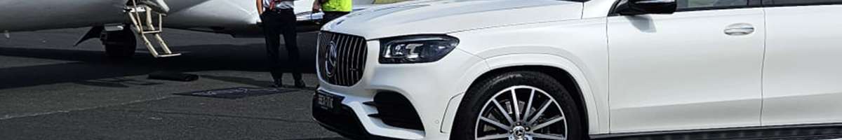 Signature Chauffeured Cars Banner